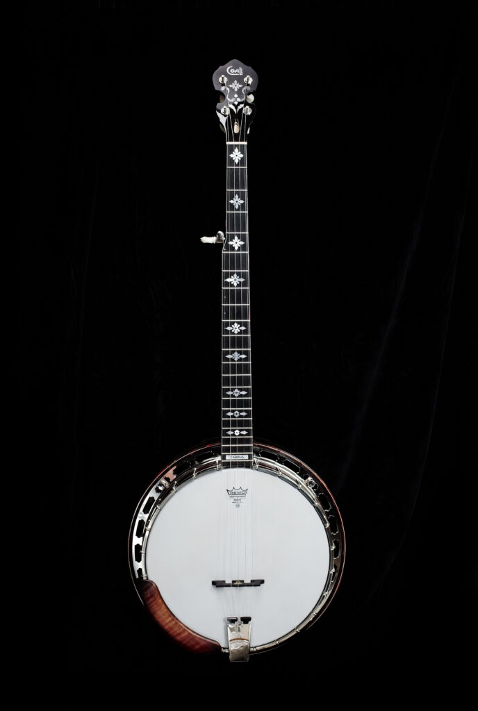 Custom Banjo Cardus / handmade built banjo with balanced tone and unique visual identity / Coall Instruments